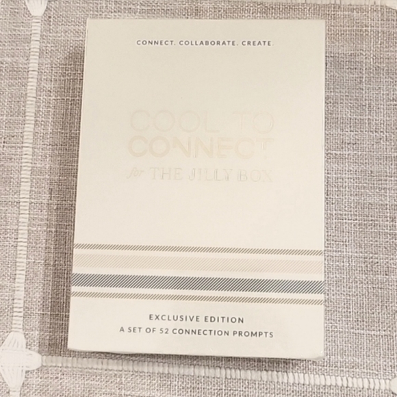 Fall Jilly Box Items: LSTN Wanderlust Travel Speaker and Cool to Connect Cards - Picture 4 of 5